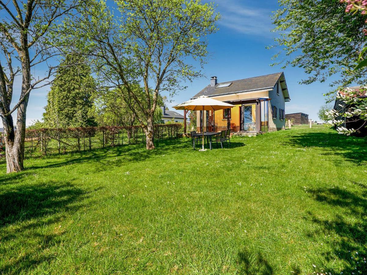 Amazing Holiday Home In Porcheresse Daverdisse With Terrace Exterior photo